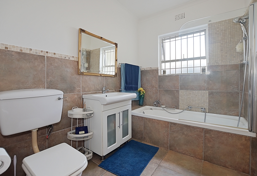 3 Bedroom Property for Sale in Table View Western Cape